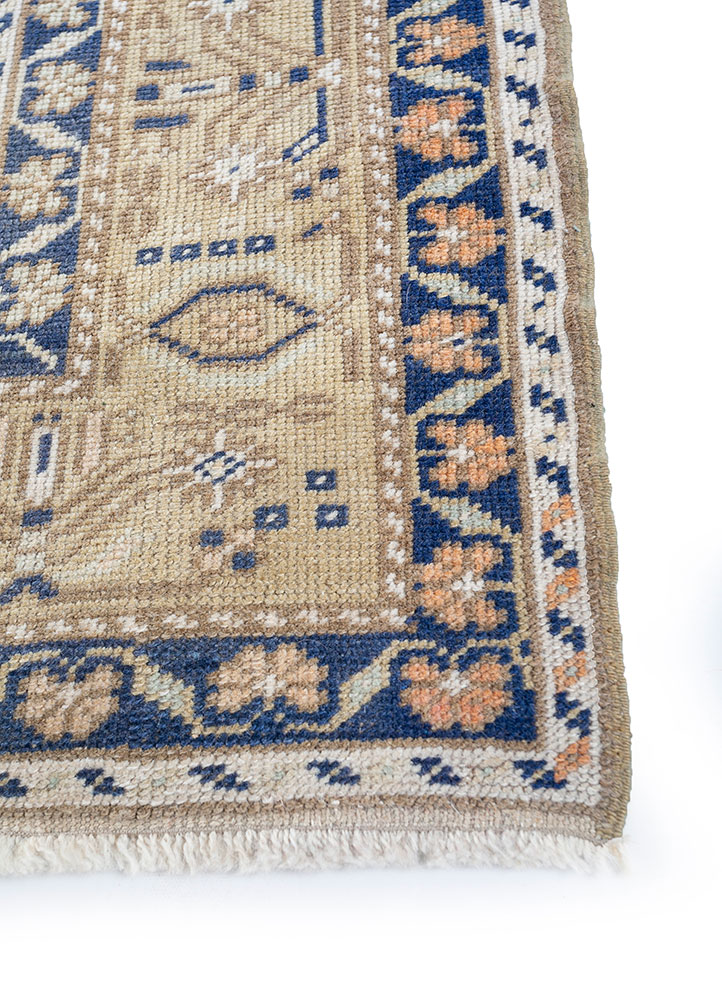 nuray beige and brown wool hand knotted Rug - Corner