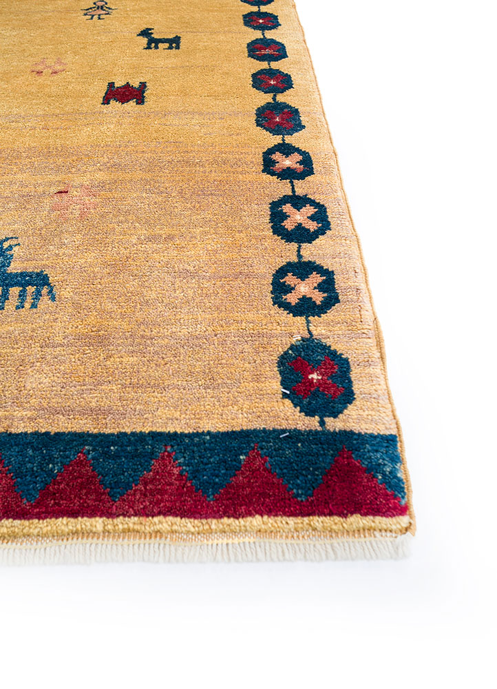 nuray gold wool hand knotted Rug - Corner
