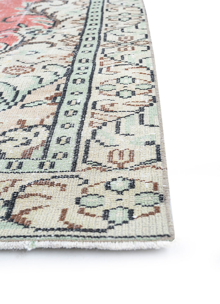 vintage red and orange wool hand knotted Rug - Corner