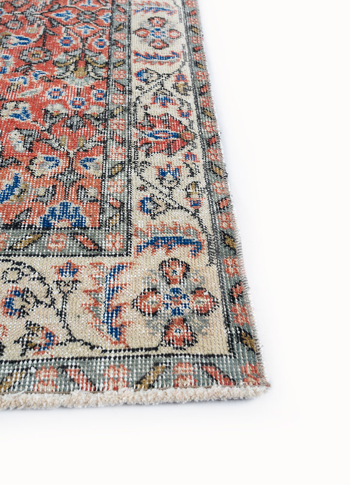 vintage red and orange wool hand knotted Rug - Corner