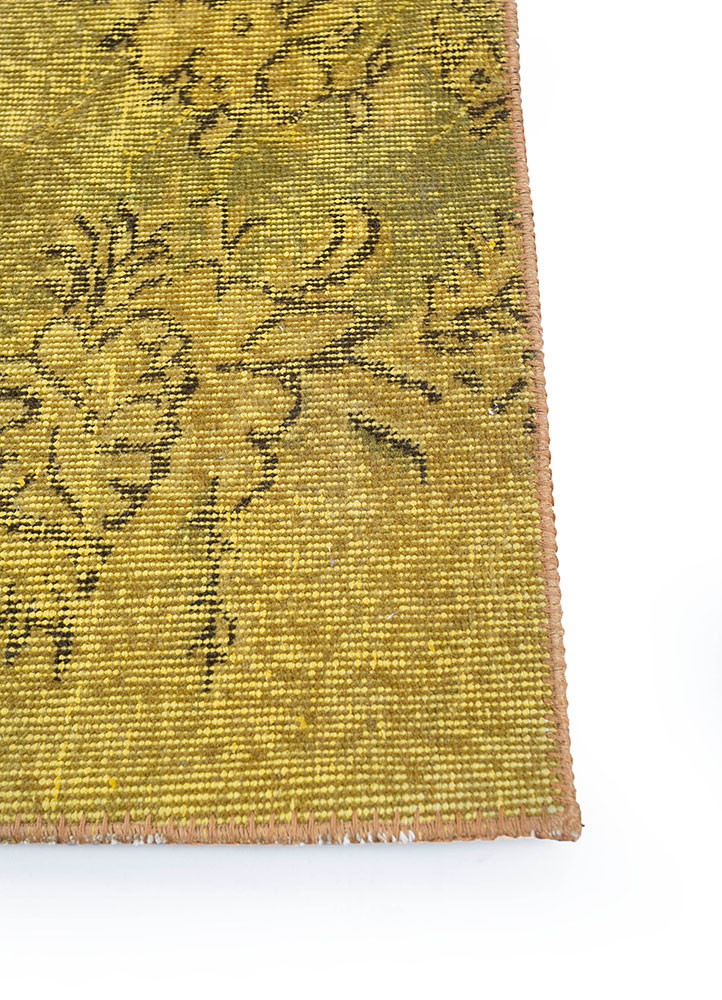 provenance red and orange wool hand knotted Rug - Corner