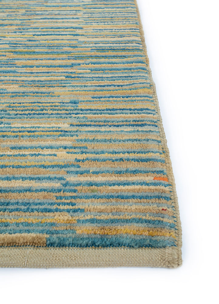 nuray blue wool hand knotted Rug - Corner