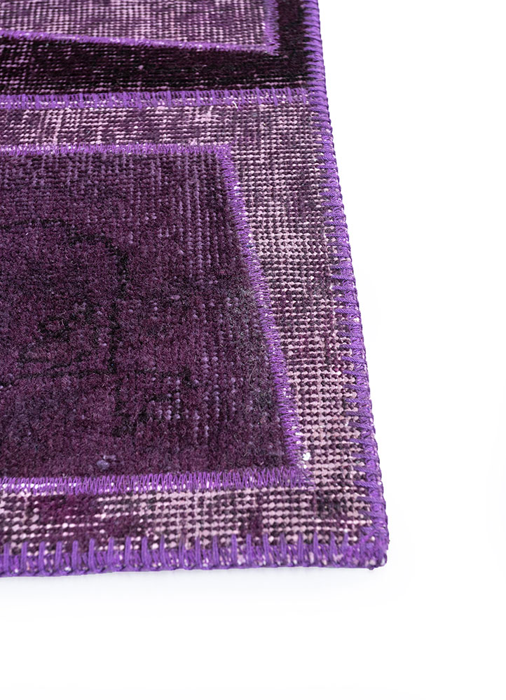 provenance pink and purple wool hand knotted Rug - Corner