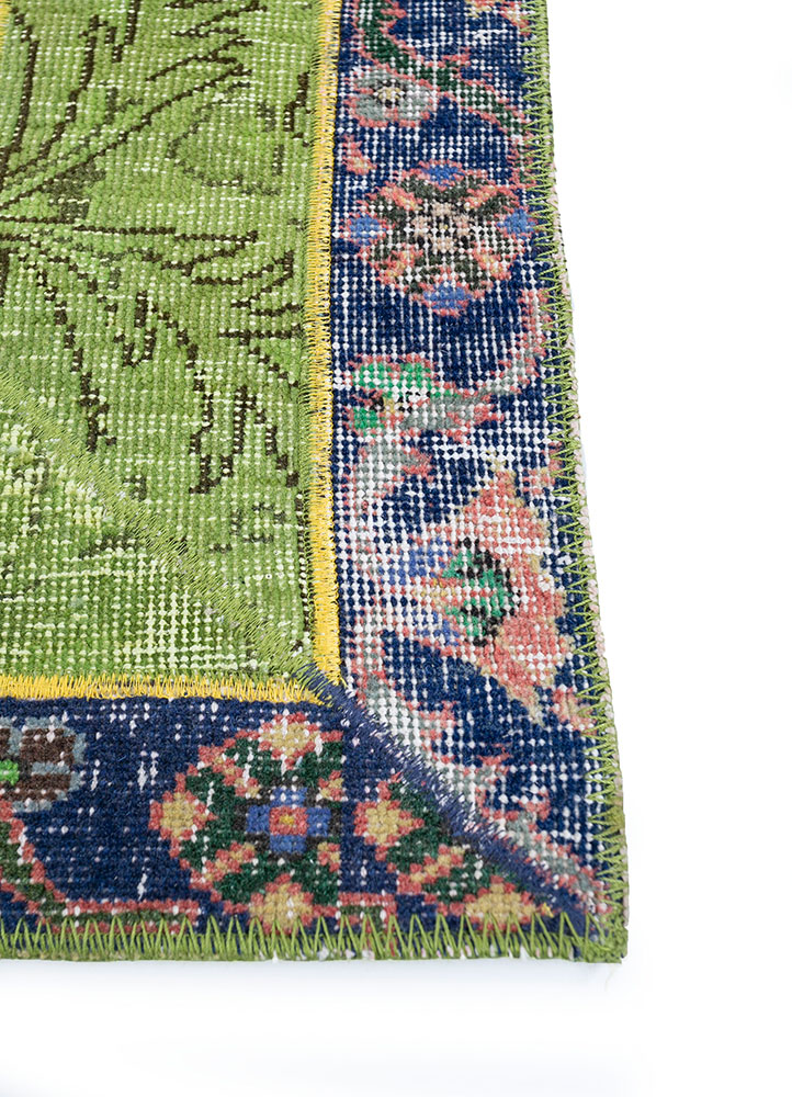 provenance green wool hand knotted Rug - Corner