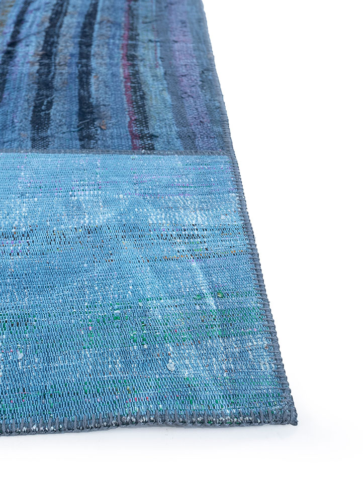 provenance blue wool hand knotted Rug - Corner