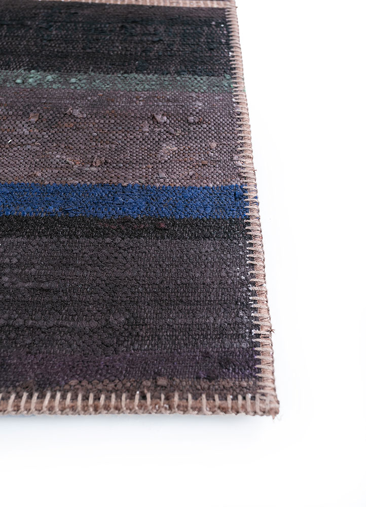 provenance grey and black wool hand knotted Rug - Corner