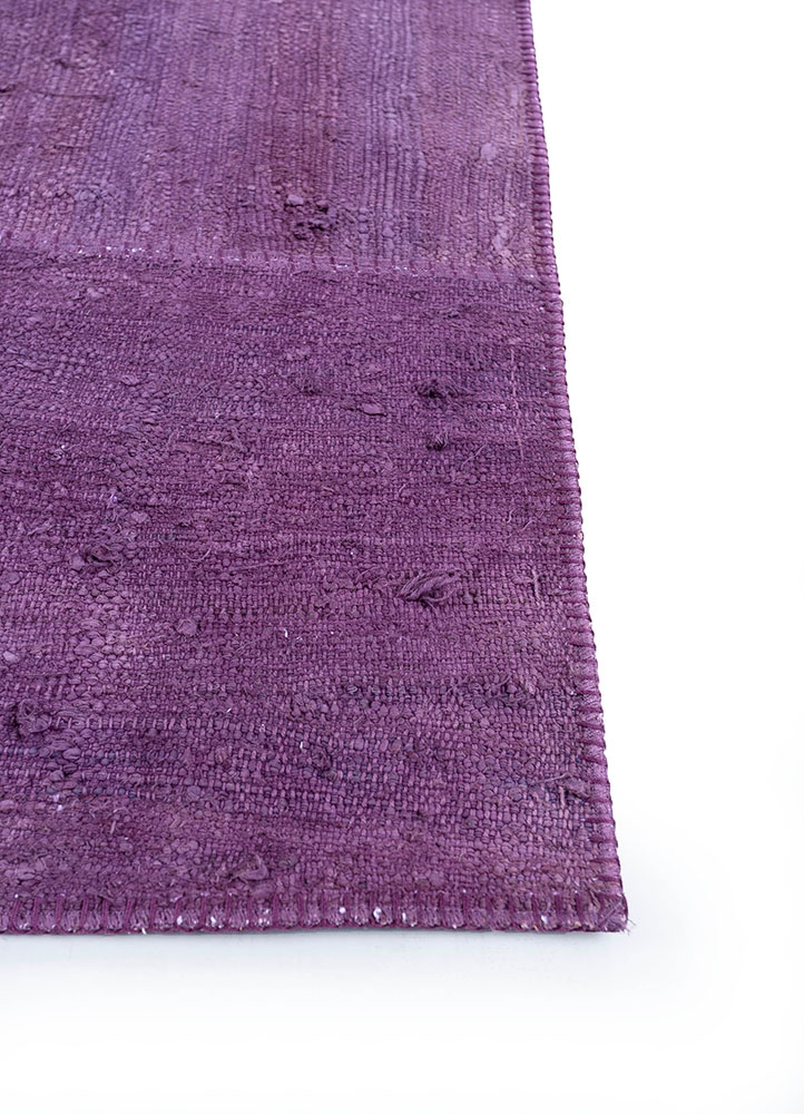 provenance pink and purple wool hand knotted Rug - Corner