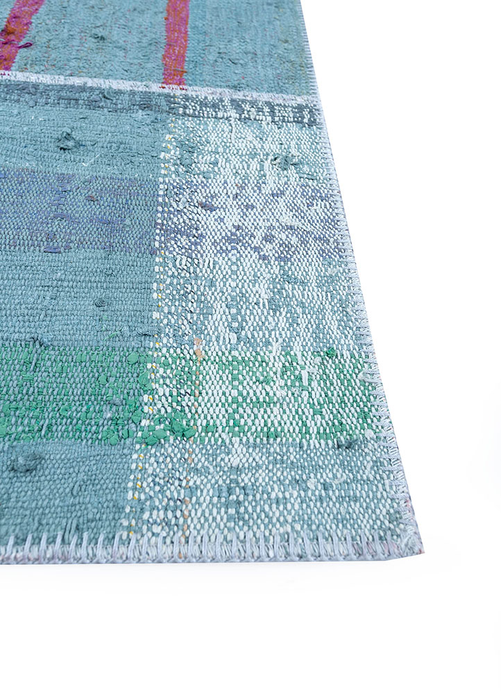 provenance blue wool hand knotted Rug - Corner