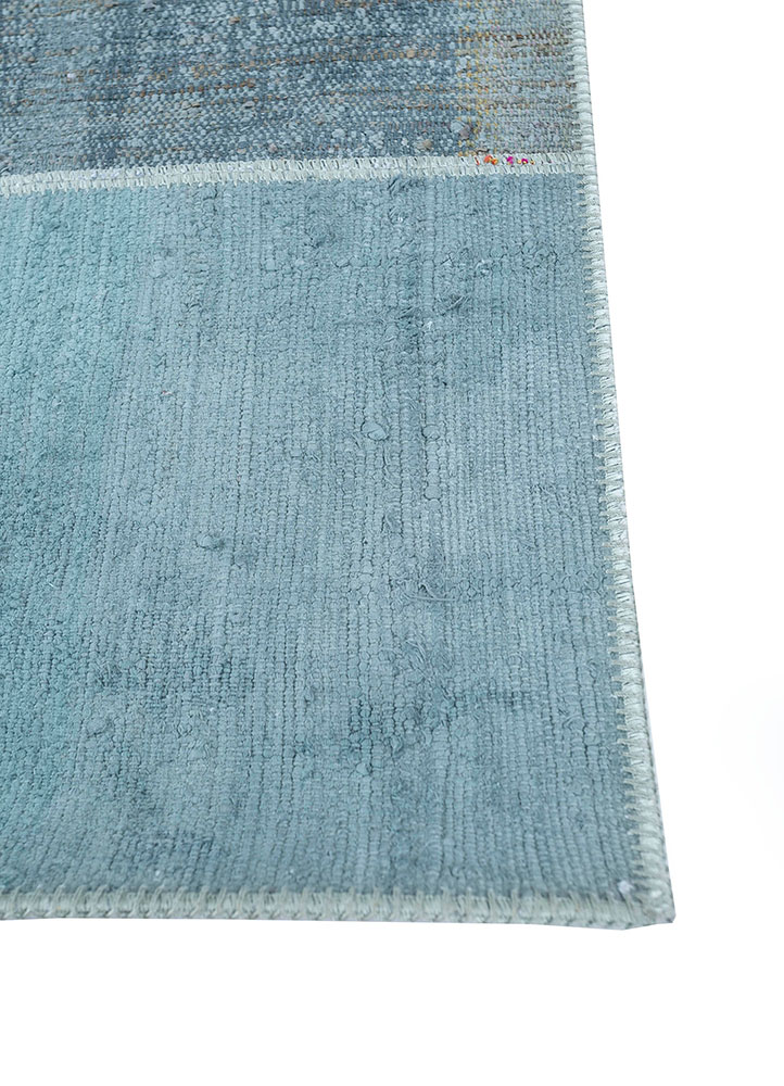 provenance blue wool hand knotted Rug - Corner