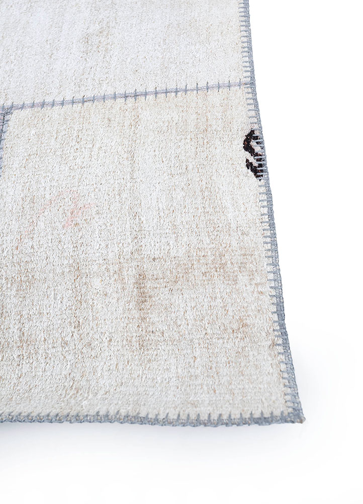 provenance grey and black wool hand knotted Rug - Corner