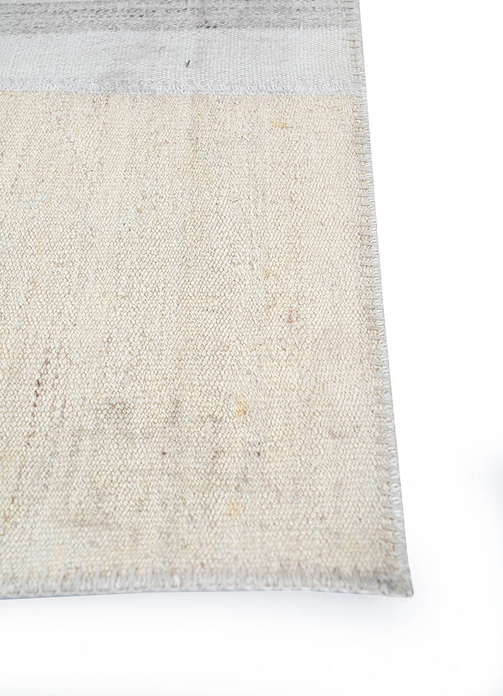 provenance ivory wool hand knotted Rug - Corner