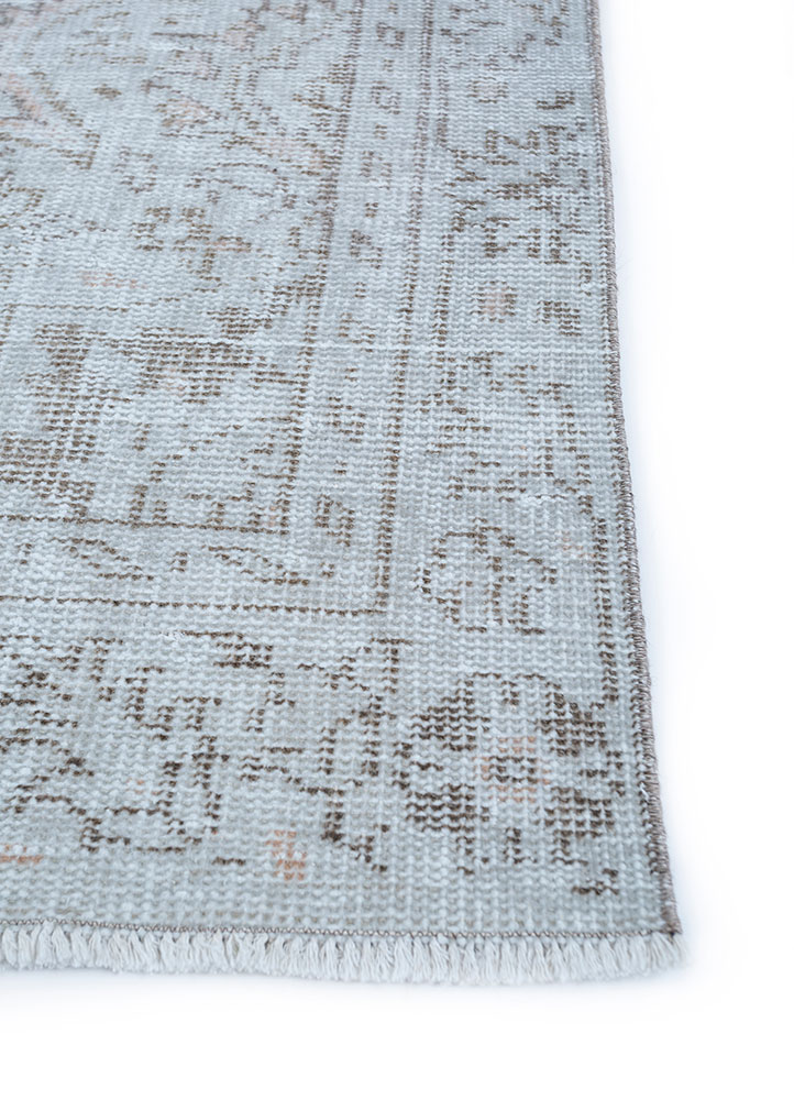 vintage grey and black wool hand knotted Rug - Corner