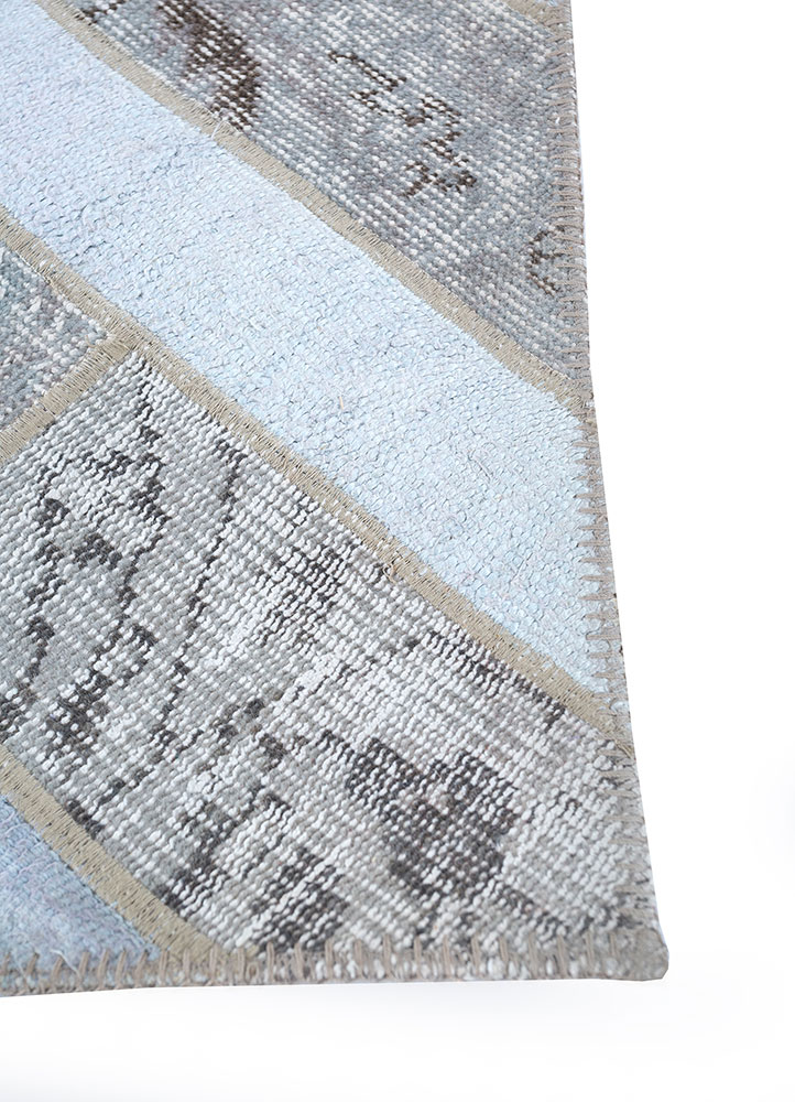 provenance grey and black wool hand knotted Rug - Corner
