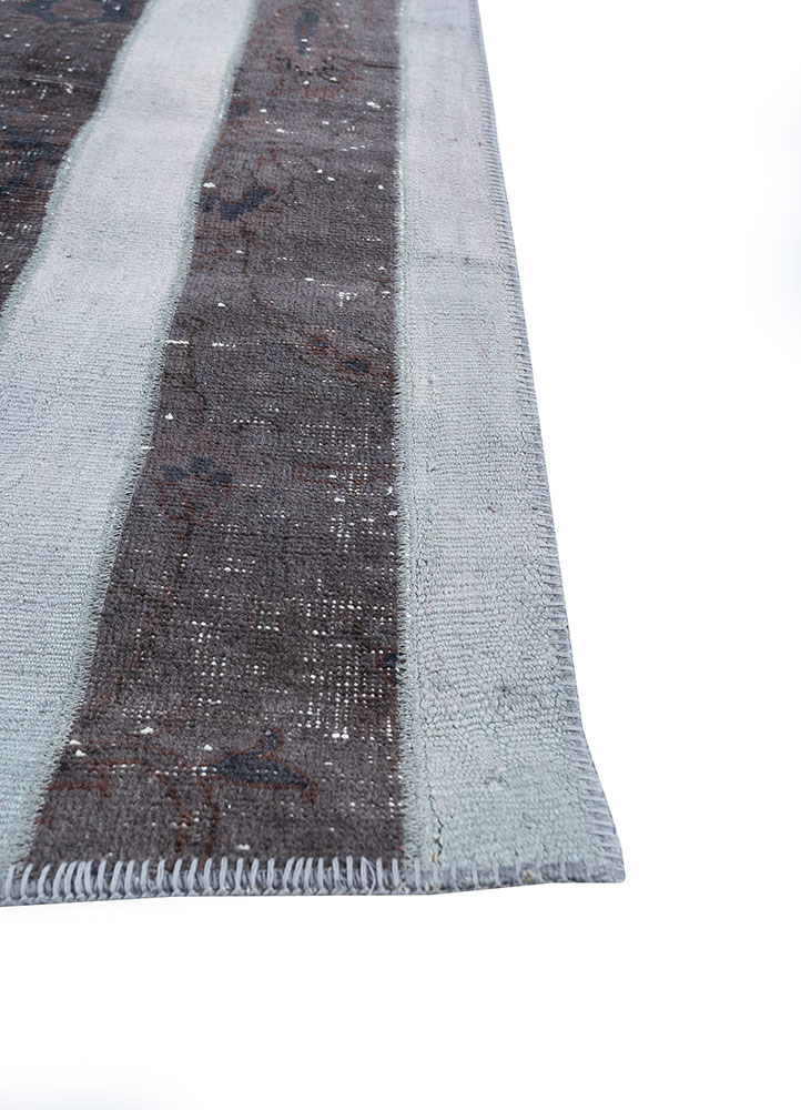 provenance grey and black wool hand knotted Rug - Corner