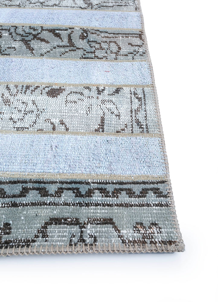 provenance grey and black wool hand knotted Rug - Corner