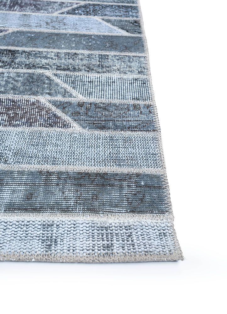 provenance grey and black wool hand knotted Rug - Corner