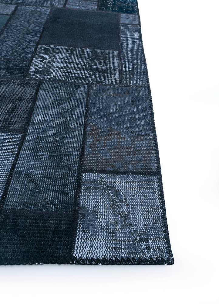 provenance grey and black wool hand knotted Rug - Corner