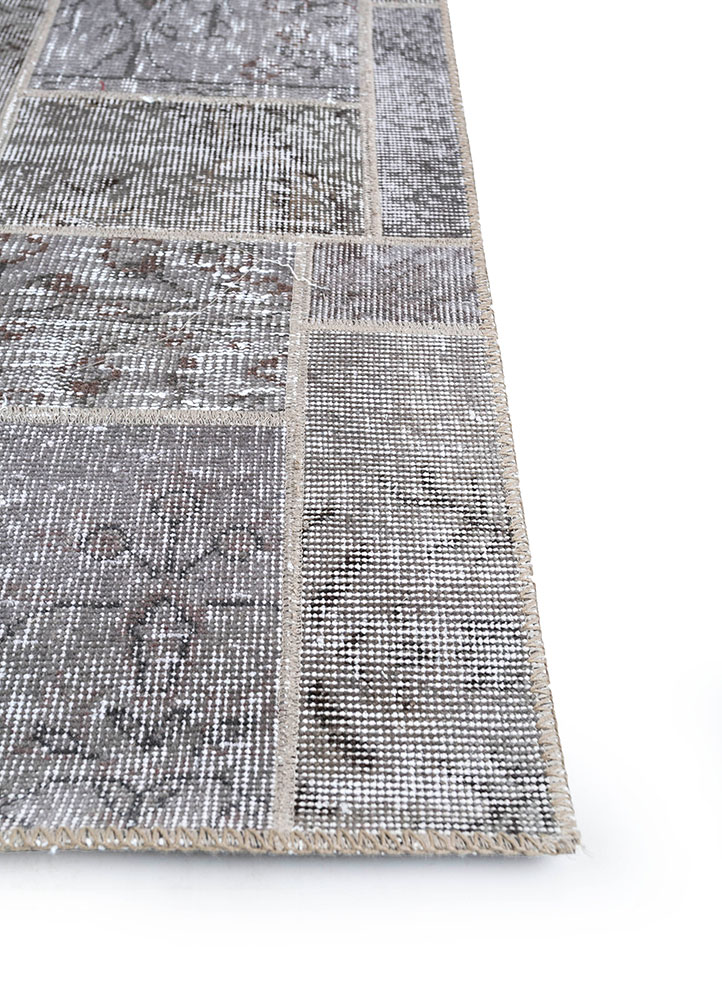 provenance grey and black wool hand knotted Rug - Corner