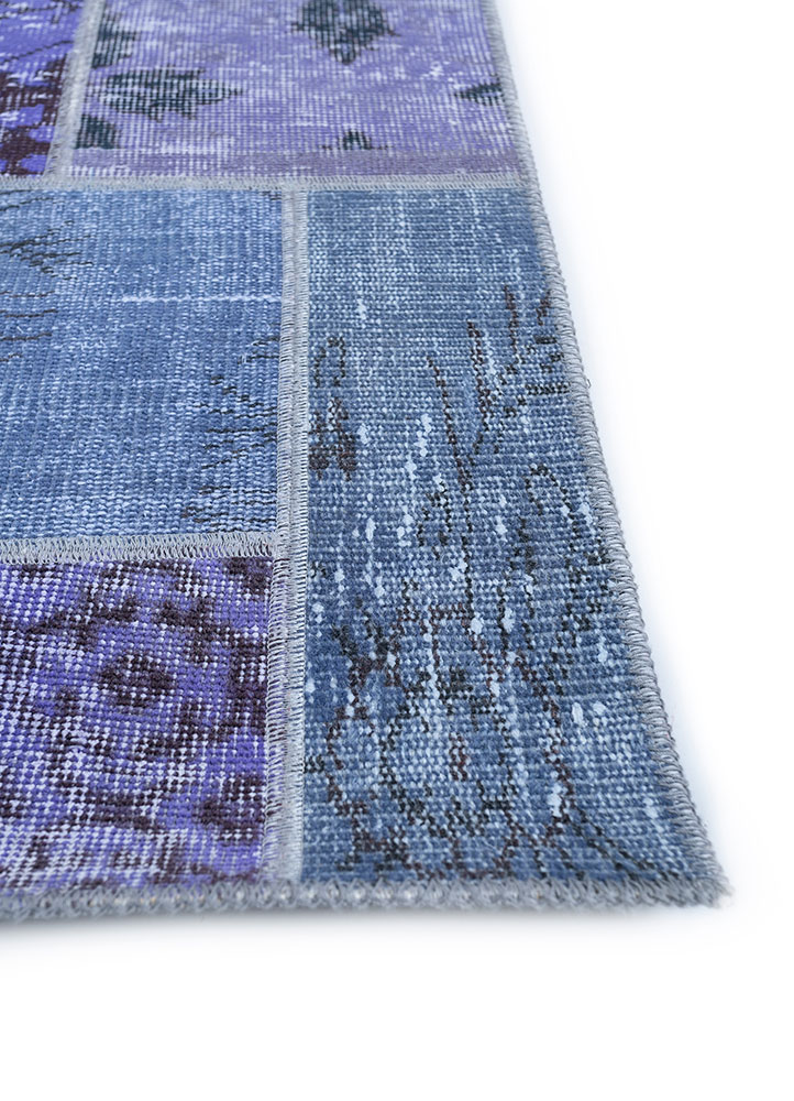 provenance pink and purple wool hand knotted Rug - Corner