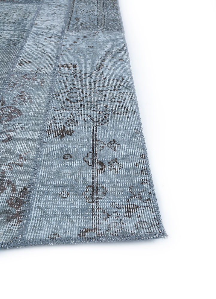 provenance grey and black wool hand knotted Rug - Corner