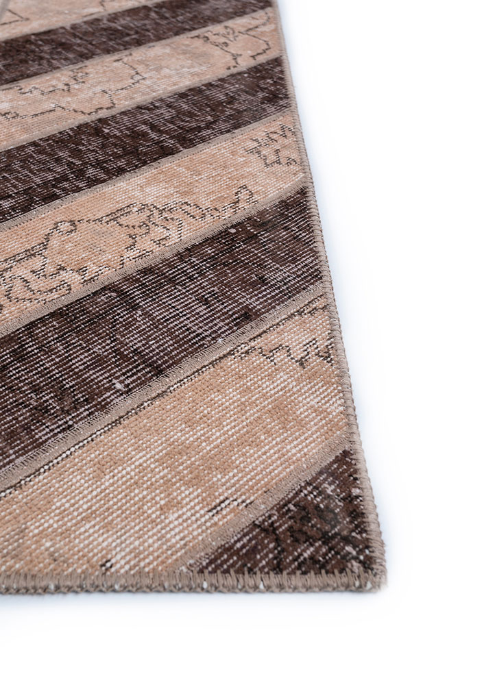 provenance beige and brown wool hand knotted Rug - Corner