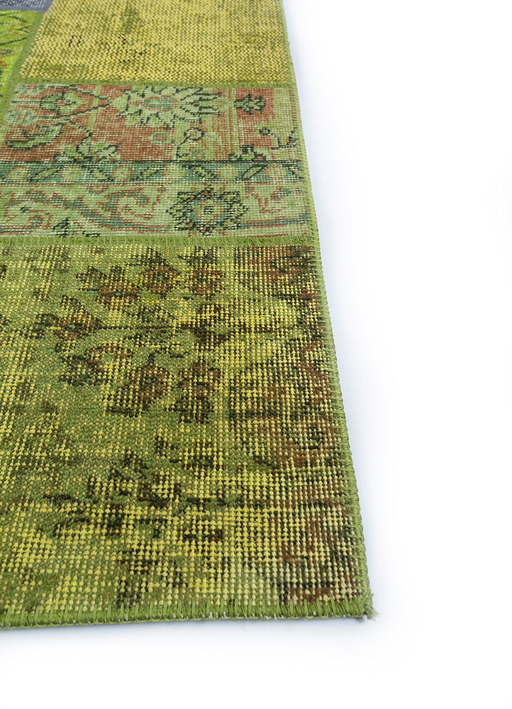 provenance green wool hand knotted Rug - Corner