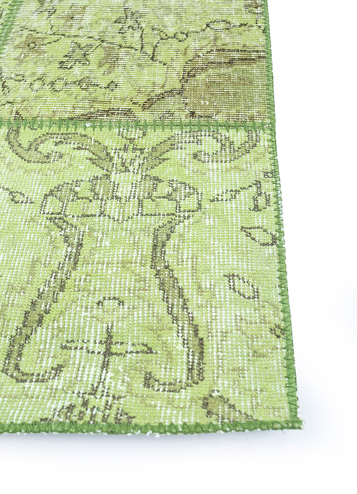 provenance green wool hand knotted Rug - Corner