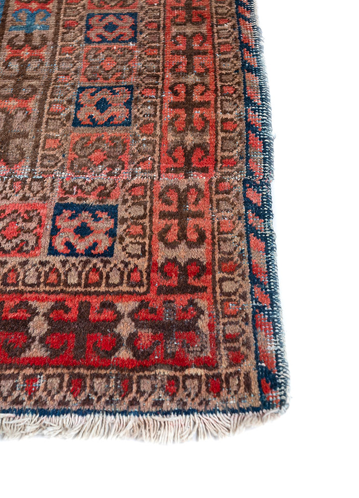 aalam pink and purple wool hand knotted Rug - Corner