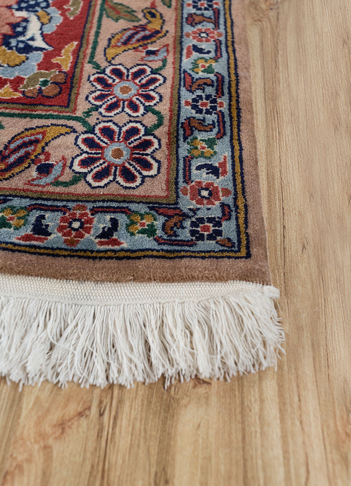 aalam ivory wool hand knotted Rug - Corner