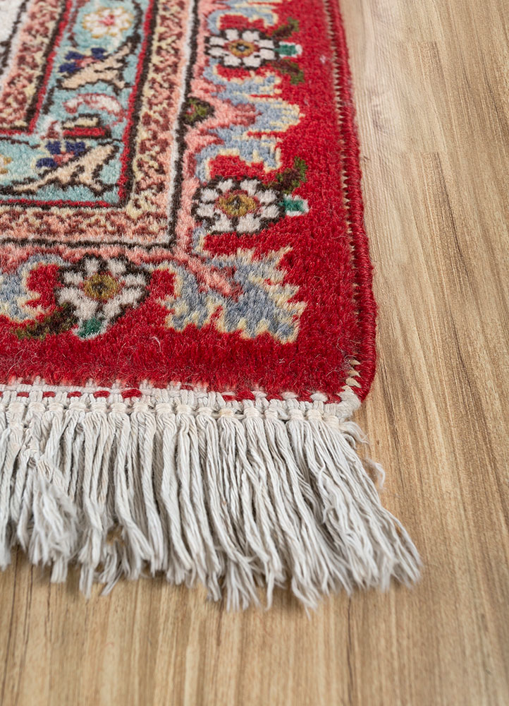 aalam red and orange wool hand knotted Rug - Corner