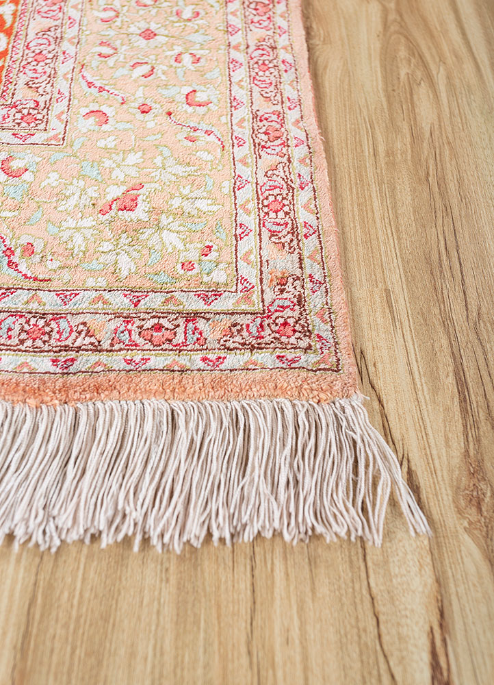 gulmarg pink and purple silk hand knotted Rug - Corner