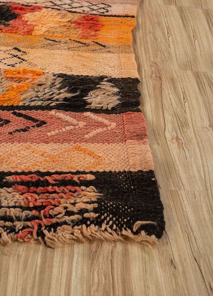 nuray red and orange wool hand knotted Rug - Corner