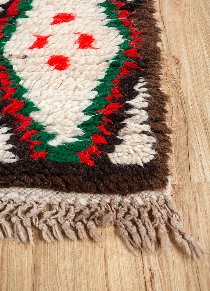 nuray ivory wool hand knotted Rug - Corner