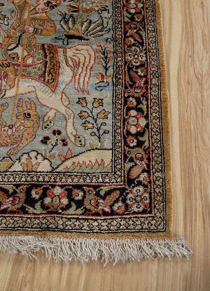 gulmarg gold silk hand knotted Rug - Corner