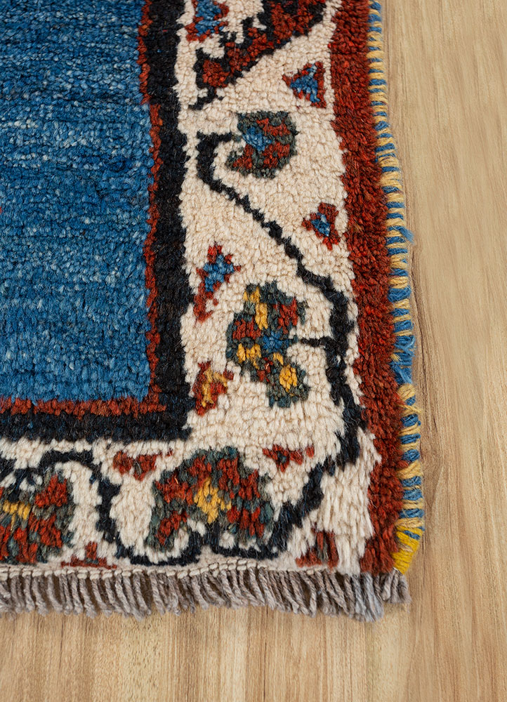 zuri red and orange wool hand knotted Rug - Corner