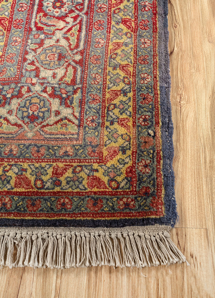 gulmarg blue wool hand knotted Rug - Corner
