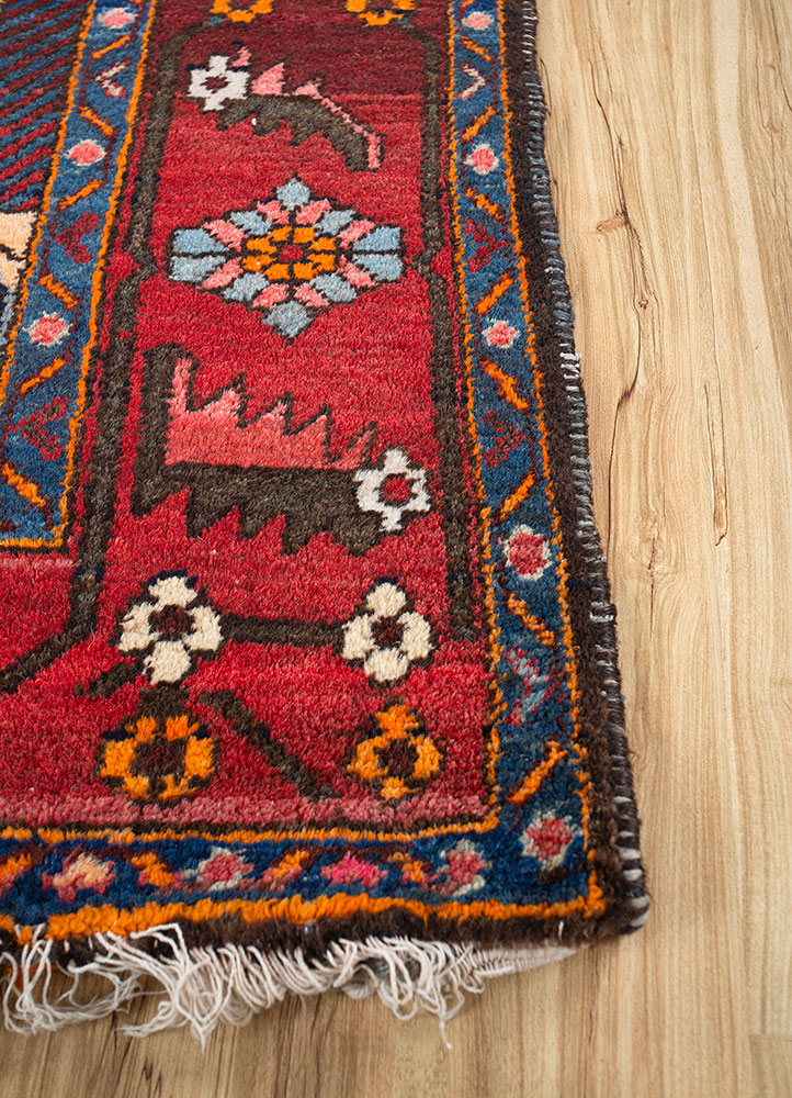 kiaan red and orange wool hand knotted Rug - Corner