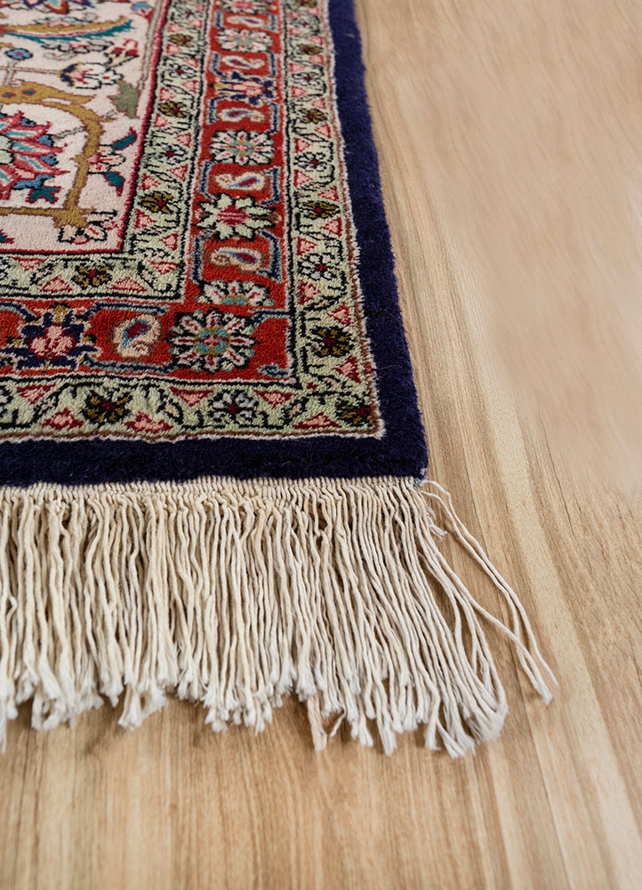 aalam blue wool hand knotted Rug - Corner