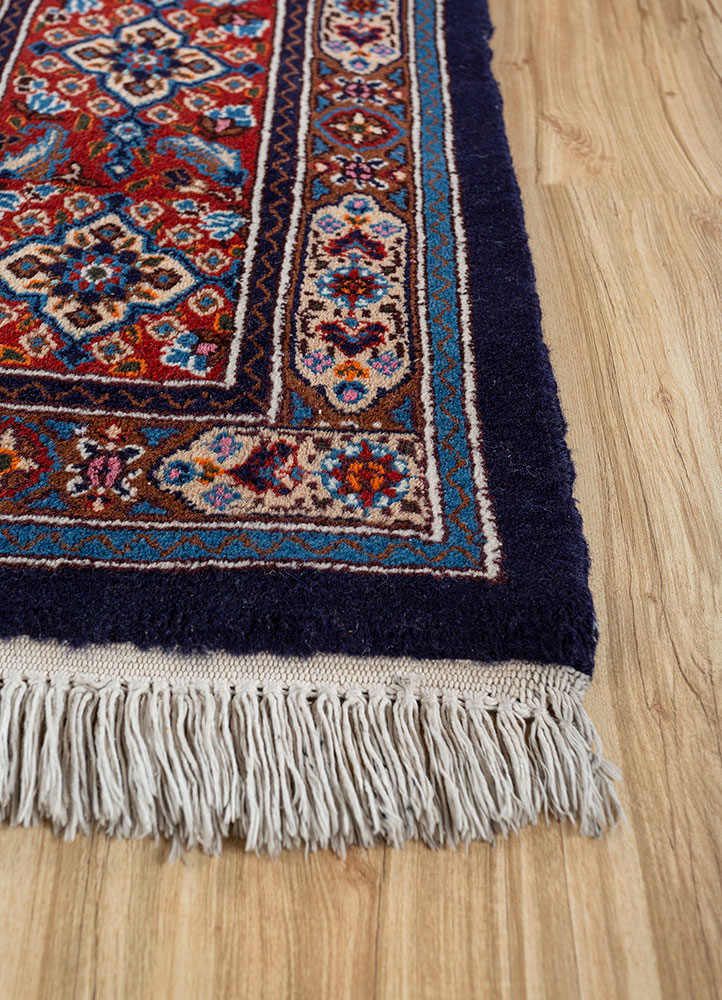 aalam gold wool hand knotted Rug - Corner