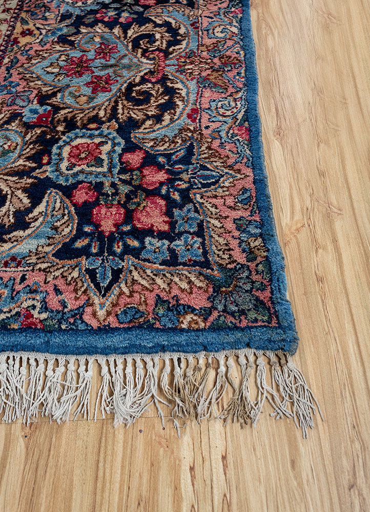aalam blue wool hand knotted Rug - Corner
