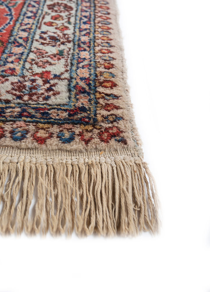 aalam gold wool hand knotted Rug - Corner