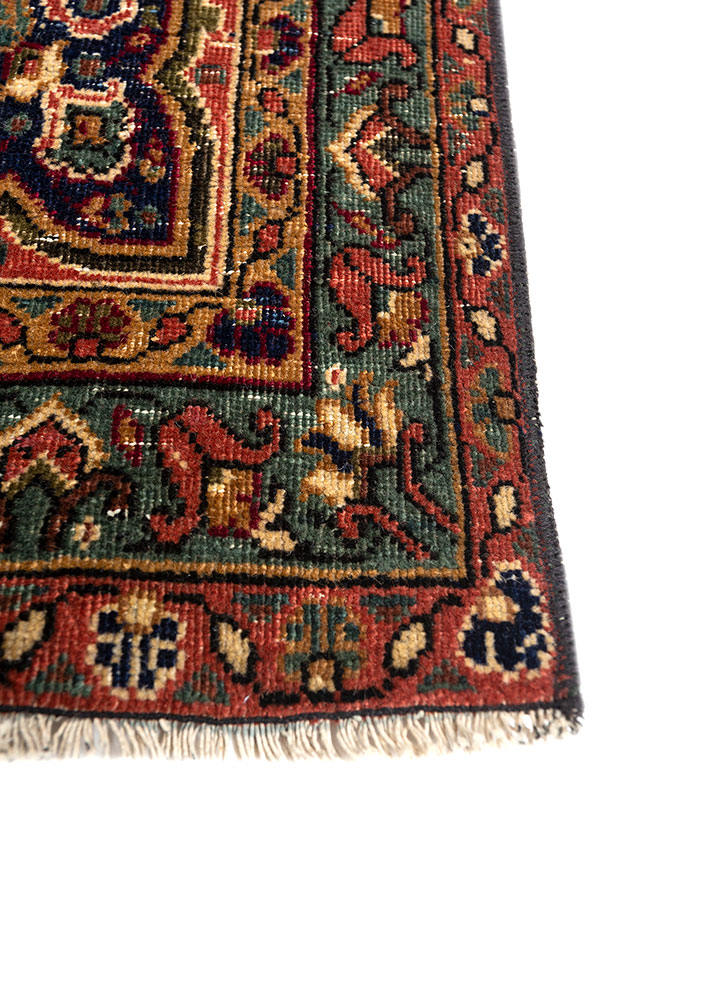 aalam gold wool hand knotted Rug - Corner