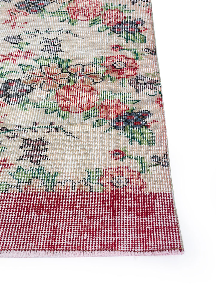 vintage red and orange wool hand knotted Rug - Corner