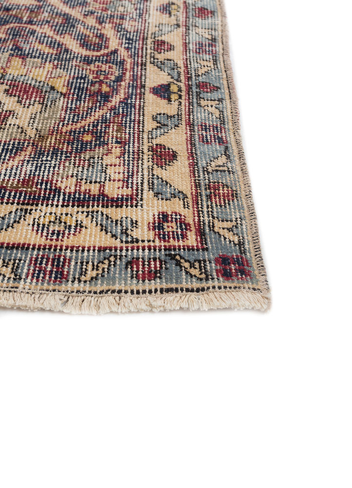 vintage red and orange wool hand knotted Rug - Corner