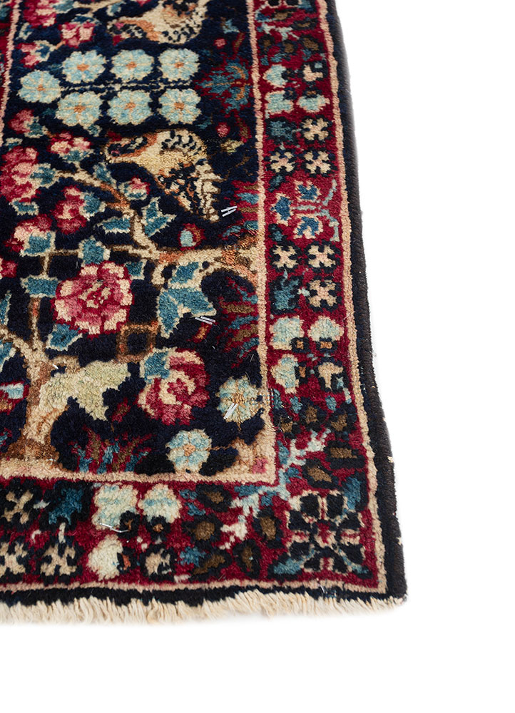 aalam gold wool hand knotted Rug - Corner