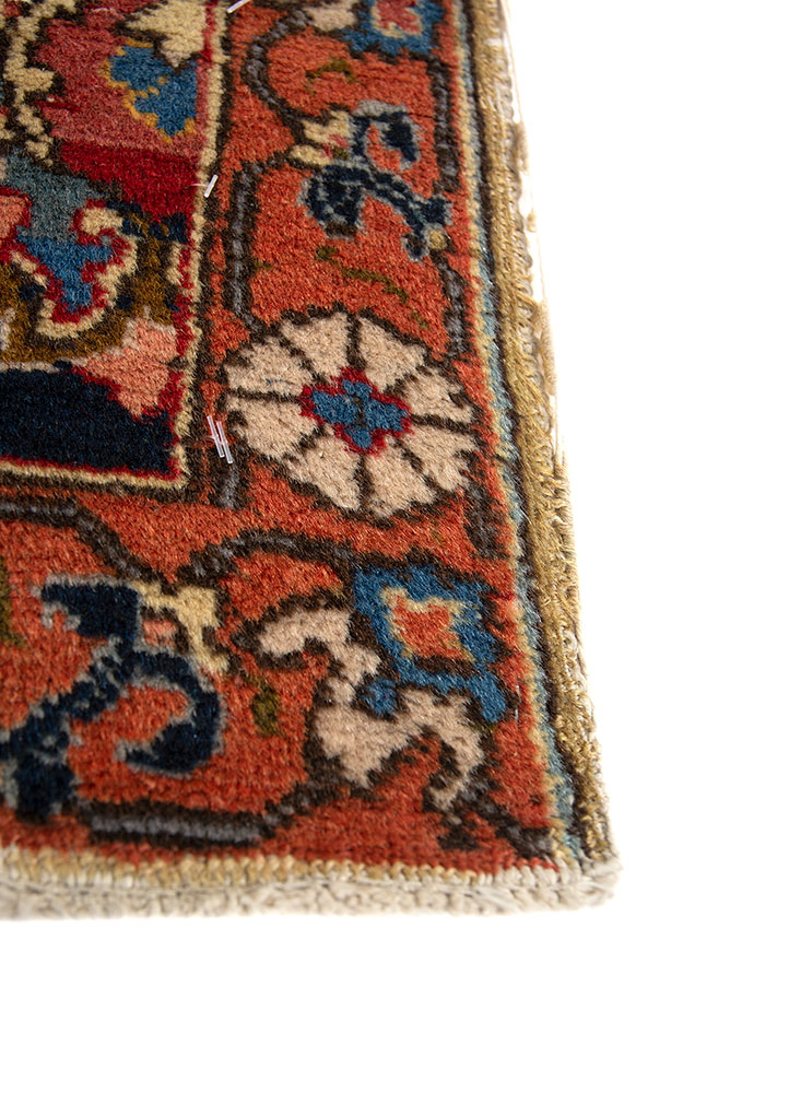 aalam gold wool hand knotted Rug - Corner