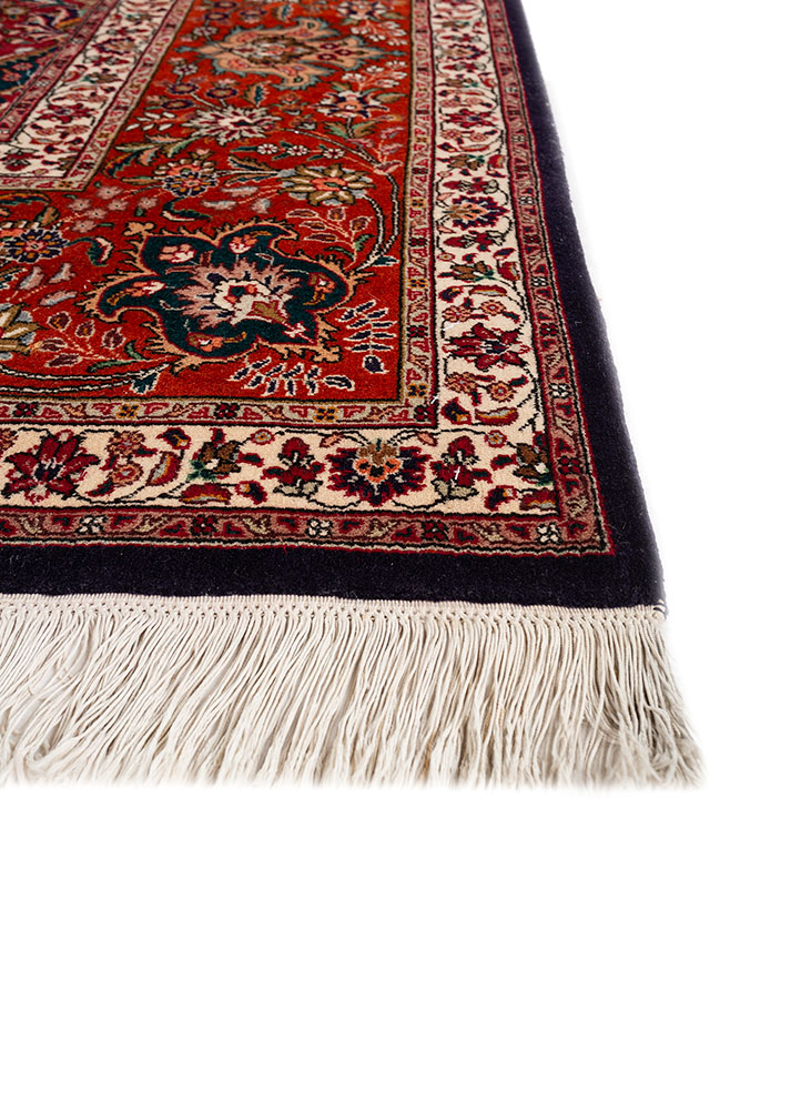 aalam gold wool hand knotted Rug - Corner