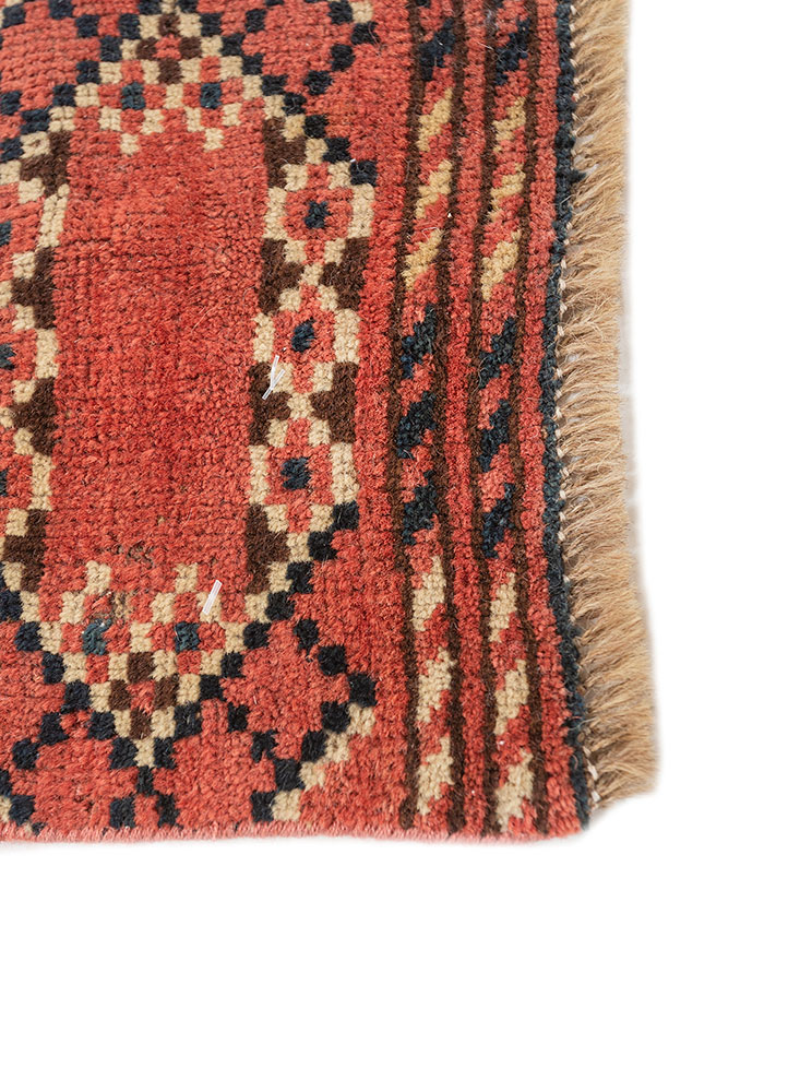 kiaan red and orange wool hand knotted Rug - Corner