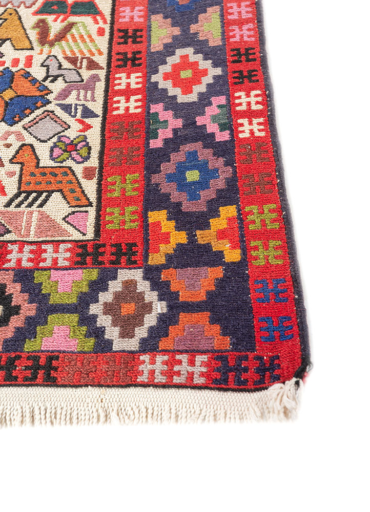kiaan blue wool and silk hand knotted Rug - Corner
