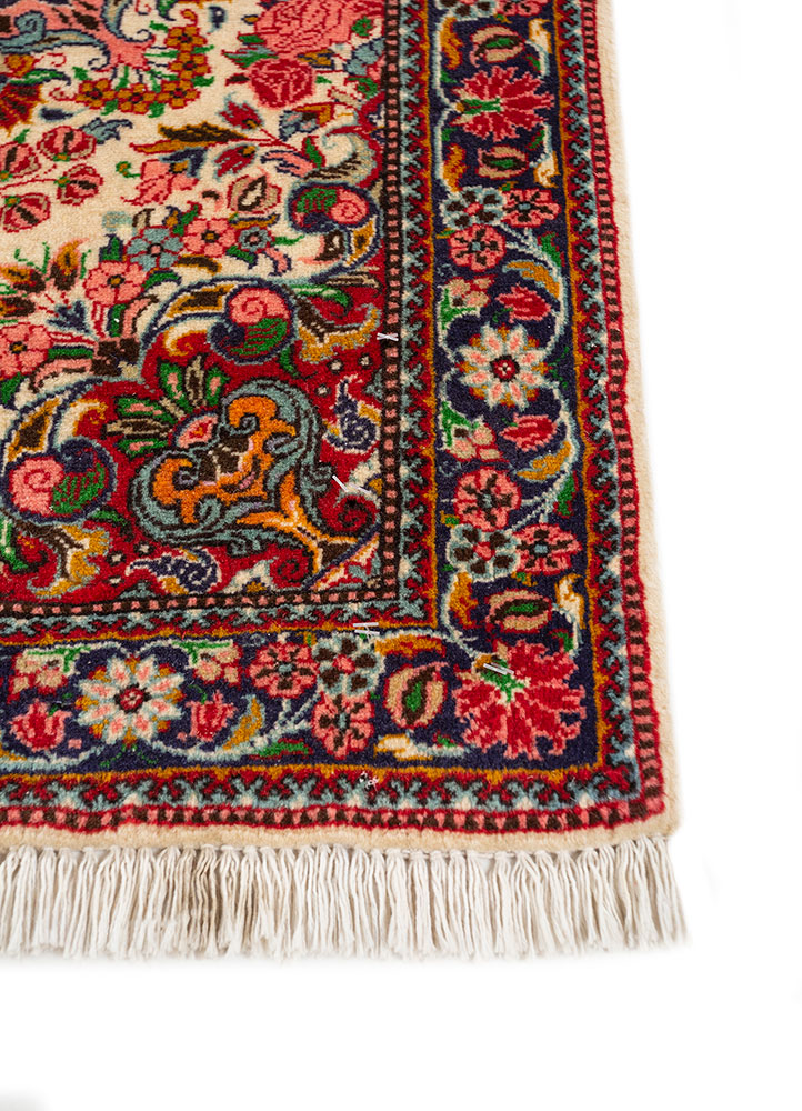 aalam red and orange wool hand knotted Rug - Corner